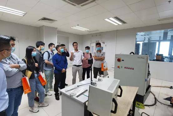 新材料技術(shù)開發(fā)服務(wù)再添創(chuàng)新動力 華為、美的等巨頭齊聚力學(xué)研討會，國高材自主研發(fā)測試系統(tǒng)首次亮相